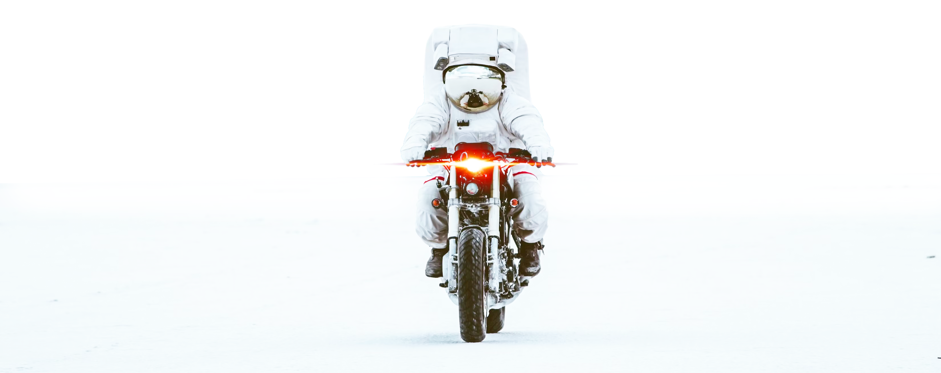 astronaut-moto-bg
